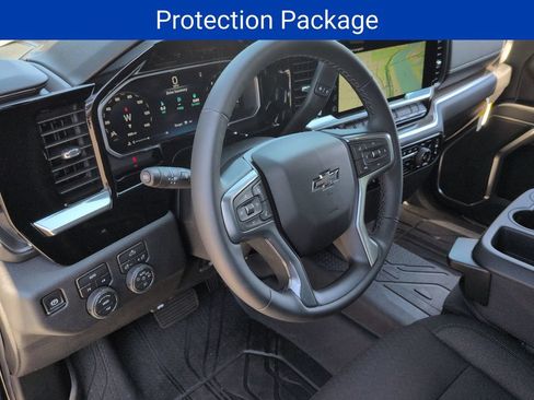 New 2026 Chevrolet Silverado 1500 RST w/ Redline Edition AWD/4WD image 9