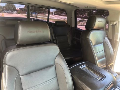 Used 2018 GMC Sierra 3500 Denali w/ Duramax Plus Package image 25
