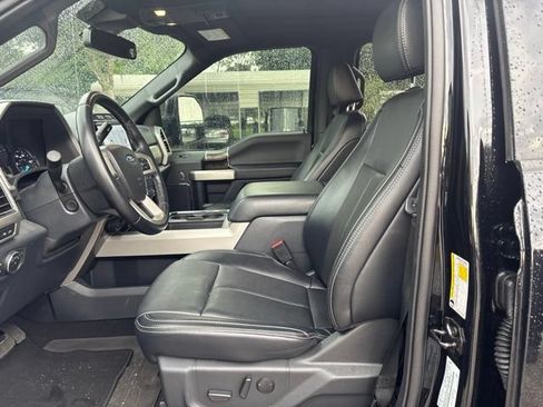 Used 2022 Ford F350 Lariat w/ Lariat Ultimate Package AWD/4WD image 9