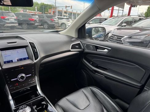 Used 2020 Ford Edge Titanium w/ Equipment Group 301A AWD/4WD image 12