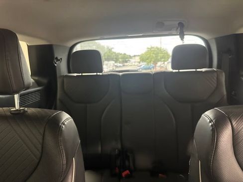 Used 2024 Hyundai Palisade SEL w/ Premium Package FWD image 22