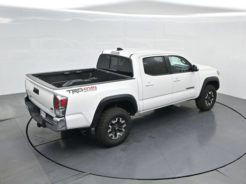 Used 2023 Toyota Tacoma TRD Off-Road AWD/4WD image 36