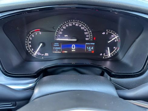 Used 2019 Cadillac XT5 Premium Luxury FWD image 21