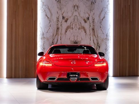 Used 2011 Mercedes-Benz SLS AMG Coupe image 6