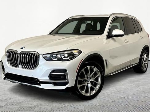 Used 2023 BMW X5 xDrive40i image 2