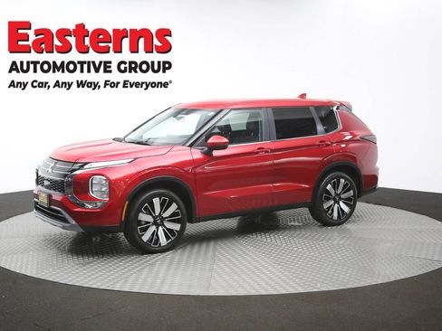 Used 2025 Mitsubishi Outlander AWD image 58