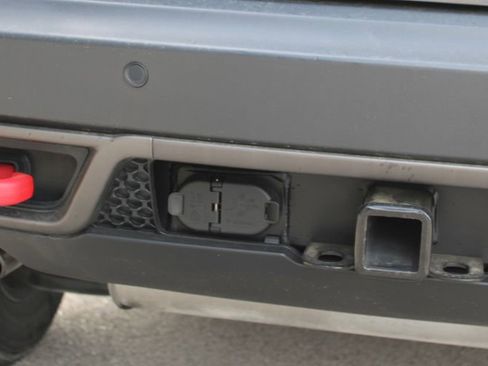 Used 2020 Jeep Cherokee Trailhawk w/ Trailer Tow Group image 23