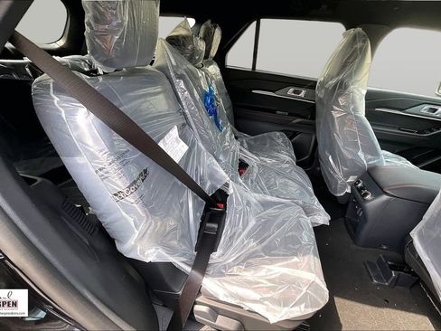 New 2026 Ford Explorer ST-Line RWD image 9