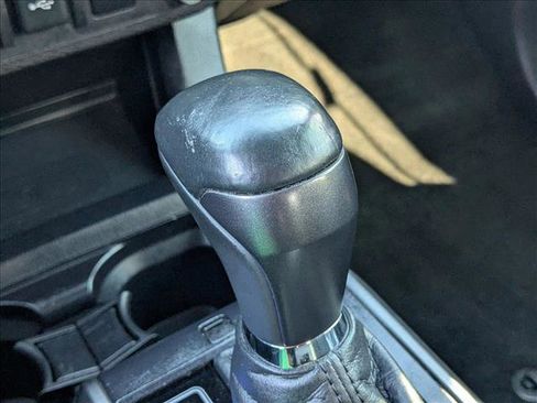 Used 2020 Toyota Tacoma TRD Off-Road image 12