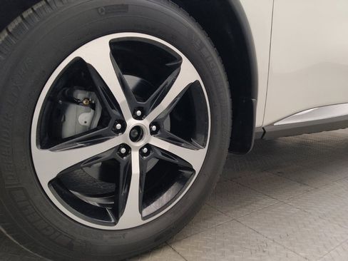 Used 2020 Nissan Murano Platinum w/ Cargo Package FWD image 31