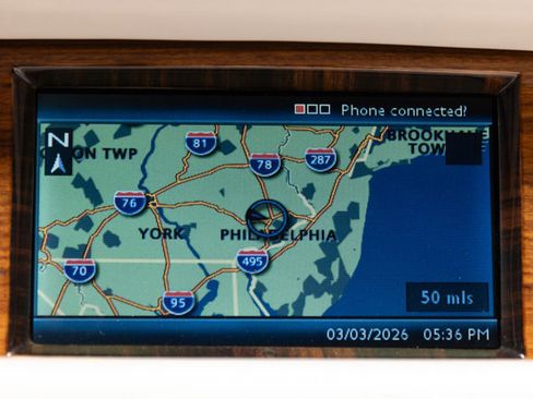 Used 2010 Rolls-Royce Phantom Drophead Coupe image 91