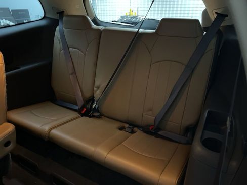 Used 2017 Buick Enclave Premium image 30