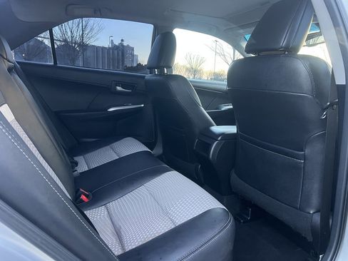 Used 2013 Toyota Camry SE w/ Convenience Pkg image 13