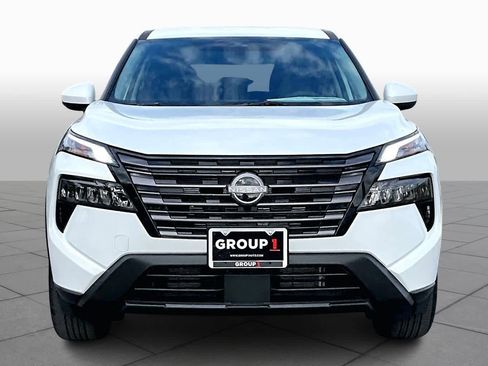 New 2026 Nissan Rogue SV image 3