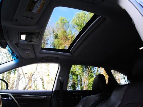 Used 2018 Lexus RX 350L Luxury w/ Accessory Package image 33