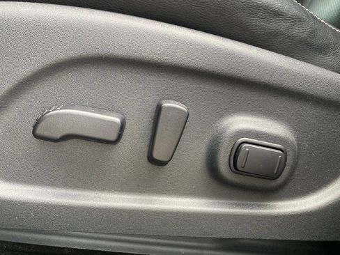 Used 2024 Nissan Murano SL FWD image 11