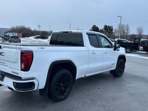 Certified 2022 GMC Sierra 1500 Elevation w/ X31 Off-Road Package image 3