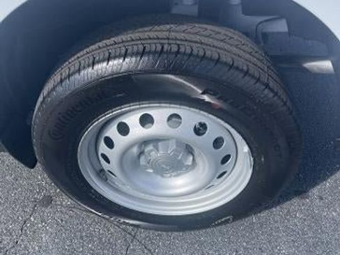 New 2026 Ford Maverick XL w/ Equipment Group 101A image 9