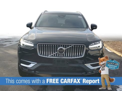 Used 2023 Volvo XC90 B6 Plus image 3