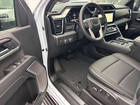 New 2026 GMC Sierra 2500 Denali w/ Denali Reserve Package image 16