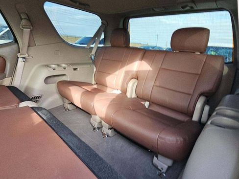 Used 2005 Toyota Sequoia SR5 RWD image 2
