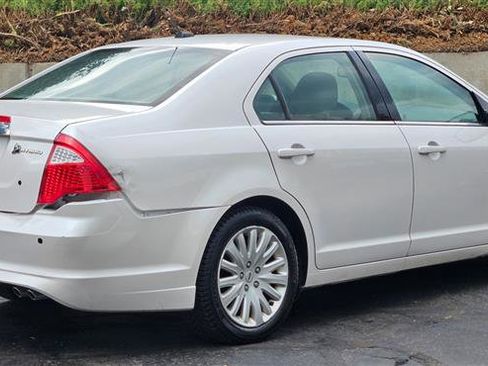 Used 2010 Ford Fusion Hybrid image 12