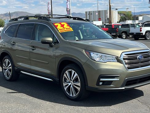 Used 2022 Subaru Ascent Limited w/ Technology Package AWD/4WD image 3