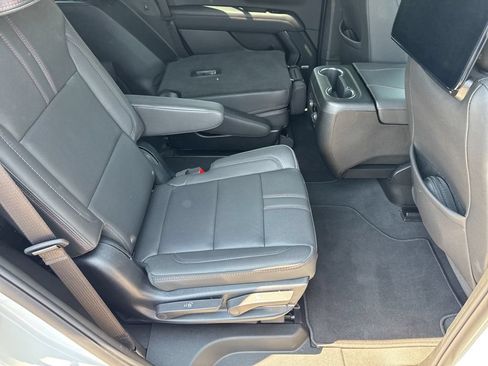 Used 2025 Chevrolet Tahoe RST w/ RST Capability Package AWD/4WD image 28