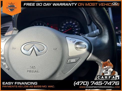 Used 2011 INFINITI FX35 w/ Premium Pkg image 24