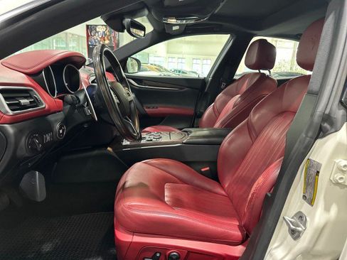 Used 2019 Maserati Ghibli S GranLusso RWD image 36