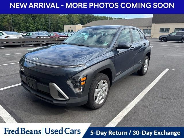 Used 2024 Hyundai Kona SE AWD/4WD image 2