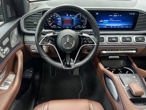 Used 2025 Mercedes-Benz GLE 450e 4MATIC image 19