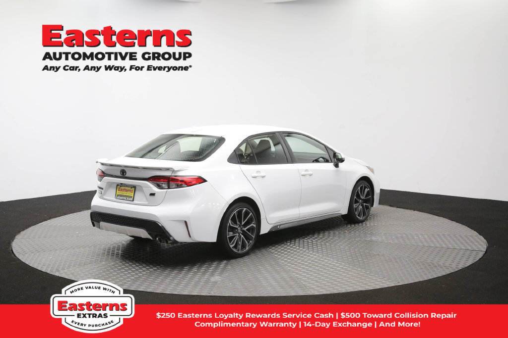 Used 2022 Toyota Corolla SE FWD image 39