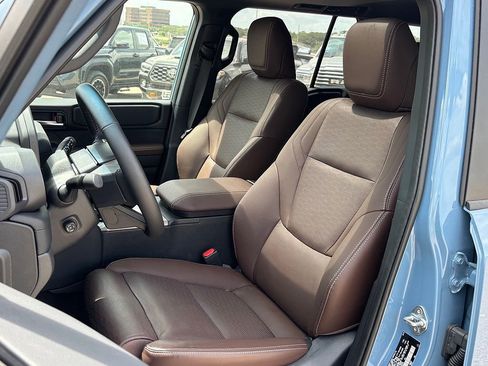 Used 2026 Toyota Land Cruiser w/ Premium Package AWD/4WD image 7