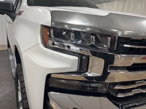 Used 2020 Chevrolet Silverado 1500 LTZ w/ LTZ Plus Package image 13