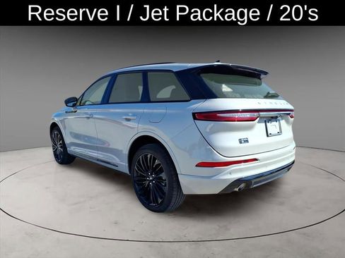 Used 2024 Lincoln Corsair Reserve w/ Jet Appearance Package image 3