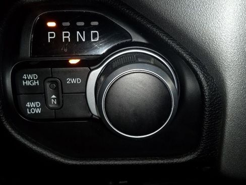 Used 2024 RAM 2500 Big Horn w/ Bed Utility Group image 17