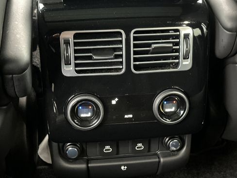 Used 2022 Land Rover Range Rover Westminster Edition image 42