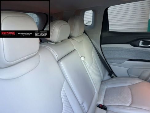 Used 2022 Jeep Compass Latitude image 22