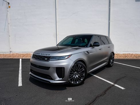 Used 2024 Land Rover Range Rover Sport AWD/4WD image 1