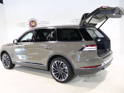 Used 2025 Lincoln Aviator Reserve w/ Equipment Group 201A AWD/4WD image 27