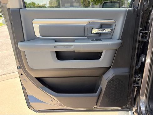 Used 2018 RAM 1500 Big Horn AWD/4WD image 37