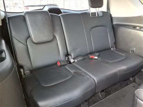 Used 2024 INFINITI QX80 Luxe image 10