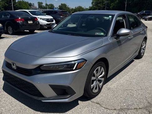 Used 2024 Honda Civic LX image 3