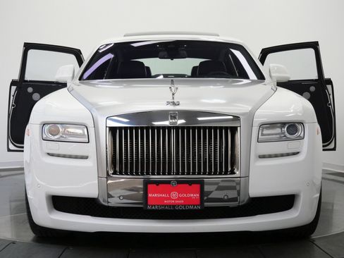 Used 2014 Rolls-Royce Ghost RWD image 4