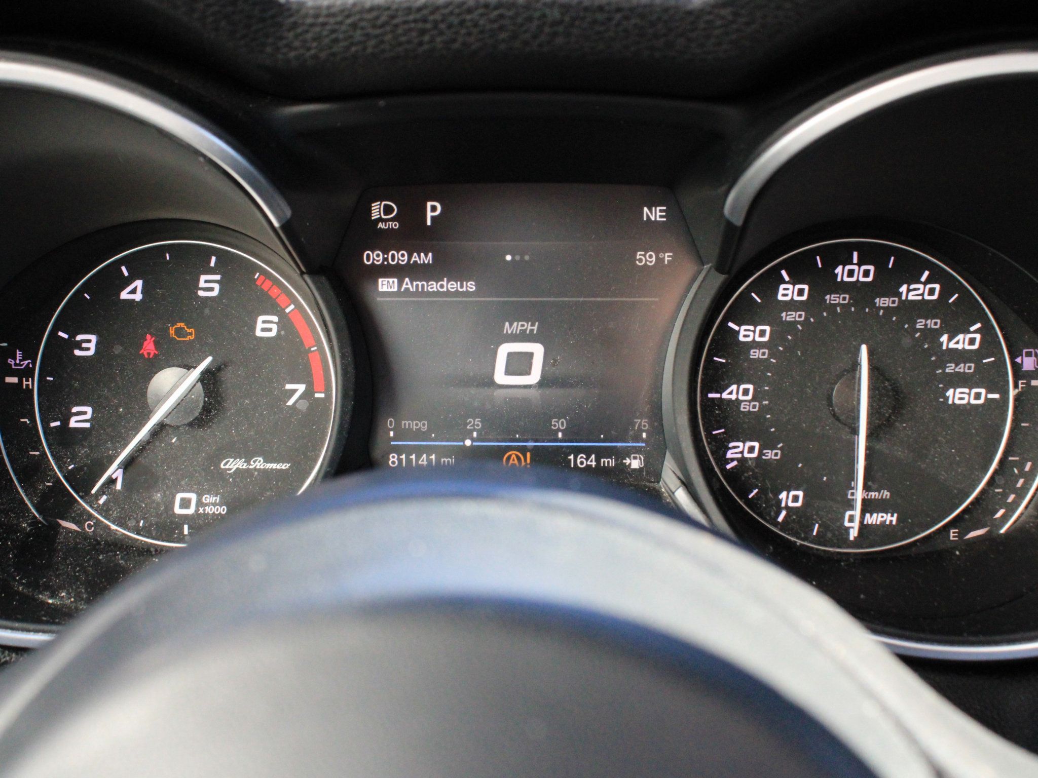 Used 2019 Alfa Romeo Stelvio AWD w/ Nero Edizione image 9
