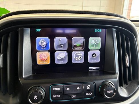 Used 2017 GMC Canyon SLE w/ Nightfall Edition image 17