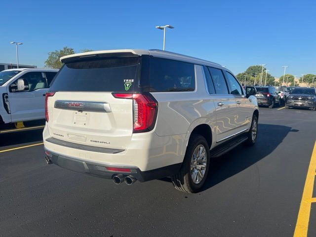 Used 2023 GMC Yukon XL Denali AWD/4WD image 2