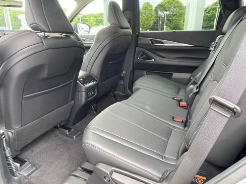 Certified 2026 INFINITI QX60 Luxe w/ Cargo Package AWD/4WD image 12