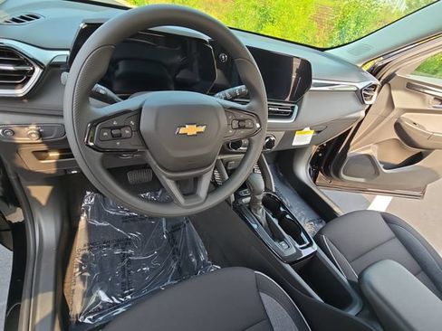 New 2026 Chevrolet TrailBlazer LS w/ LS Convenience Package AWD/4WD image 16